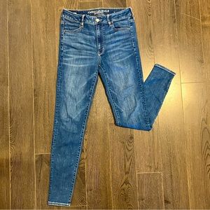 American eagle outfitters , super high rise jegging , super stretch,size US 6